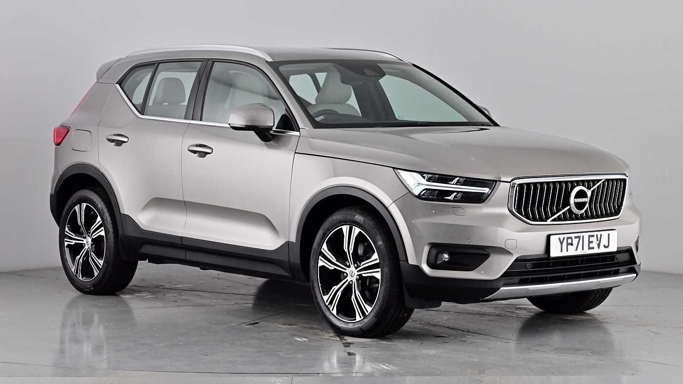 Main listing image - Volvo XC40