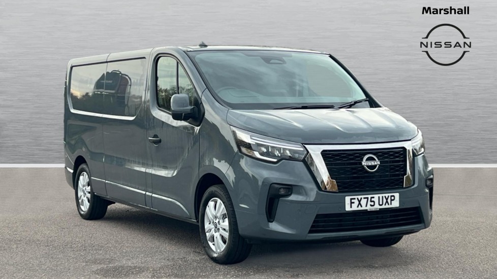Main listing image - Nissan Primastar