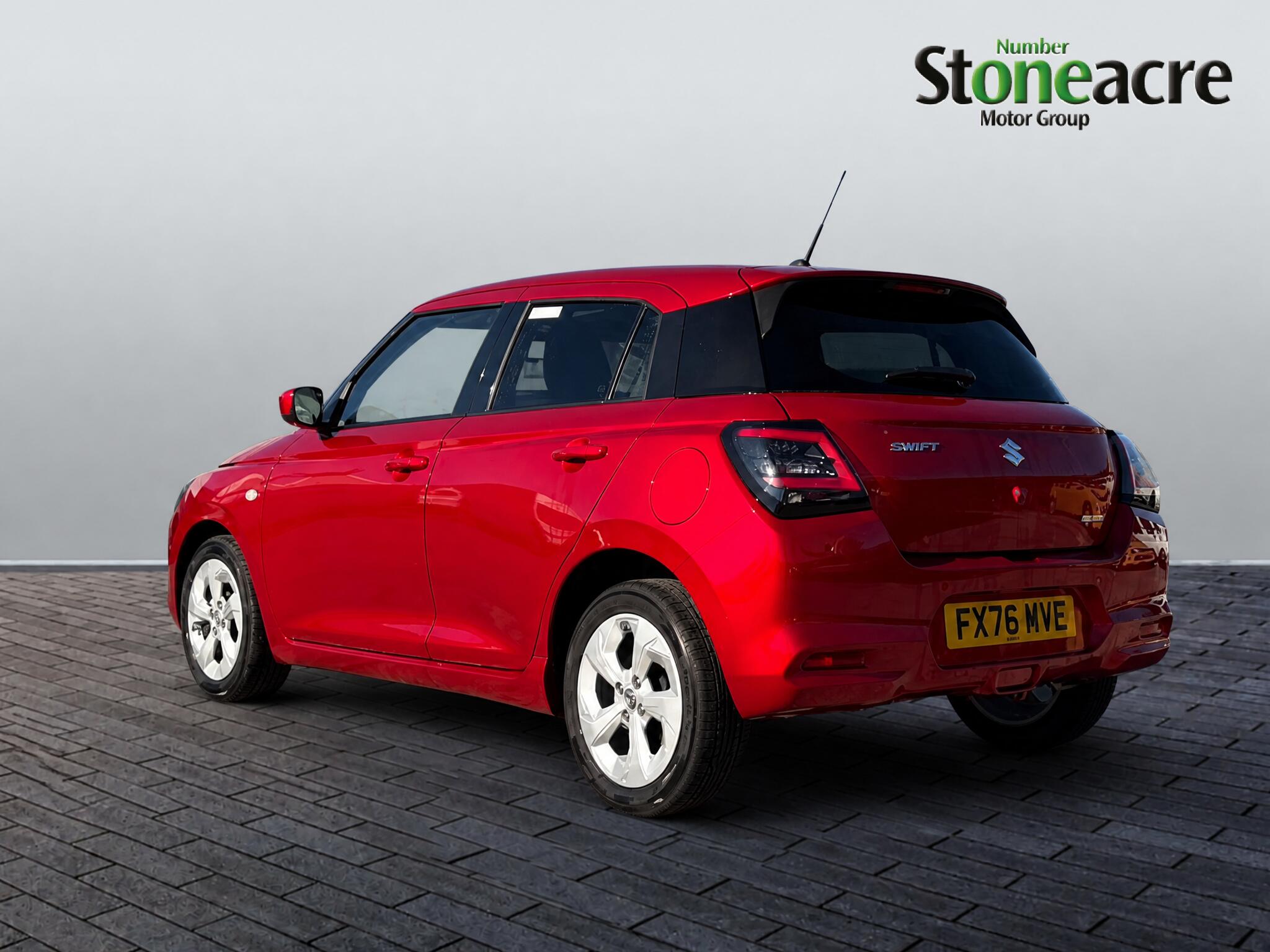 Main listing image - Suzuki Swift
