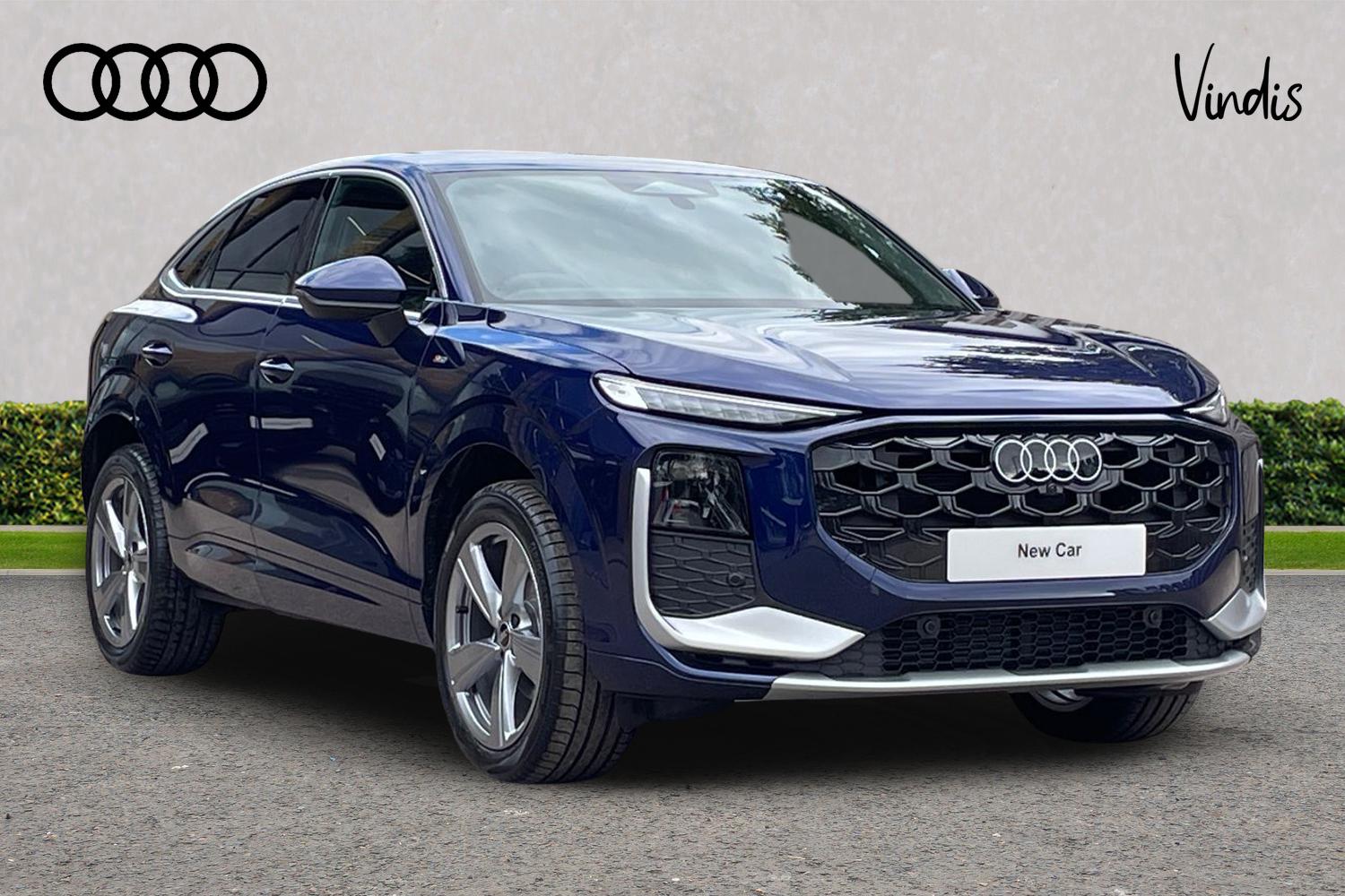 Main listing image - Audi Q3