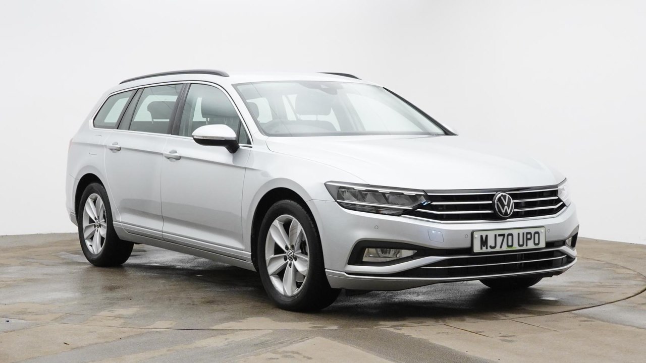 Main listing image - Volkswagen Passat Estate