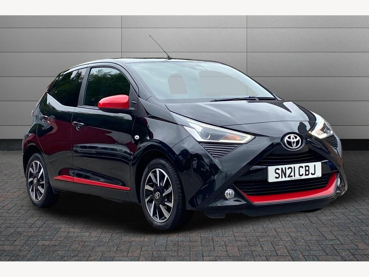 Main listing image - Toyota Aygo