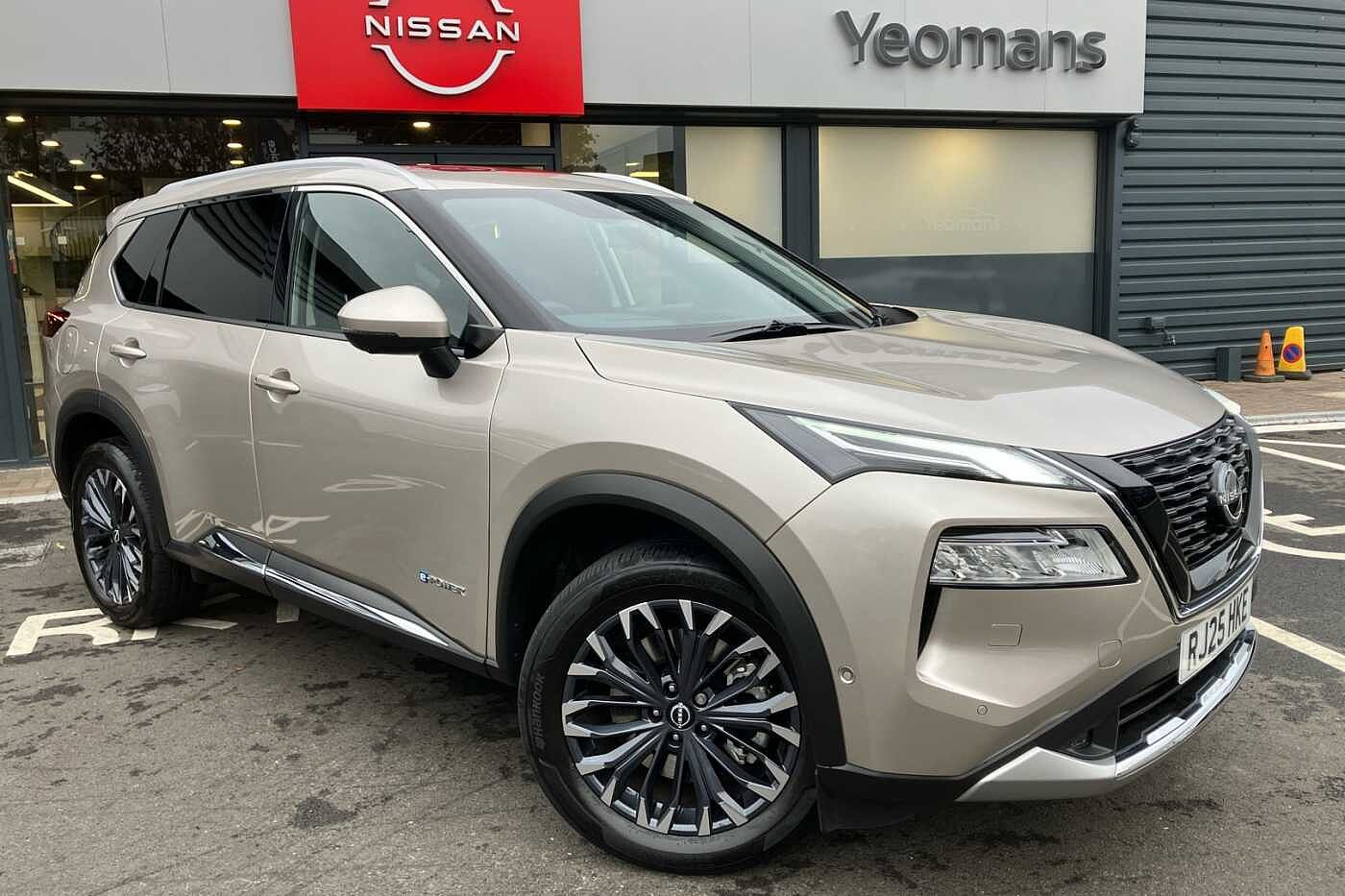 Main listing image - Nissan X-Trail