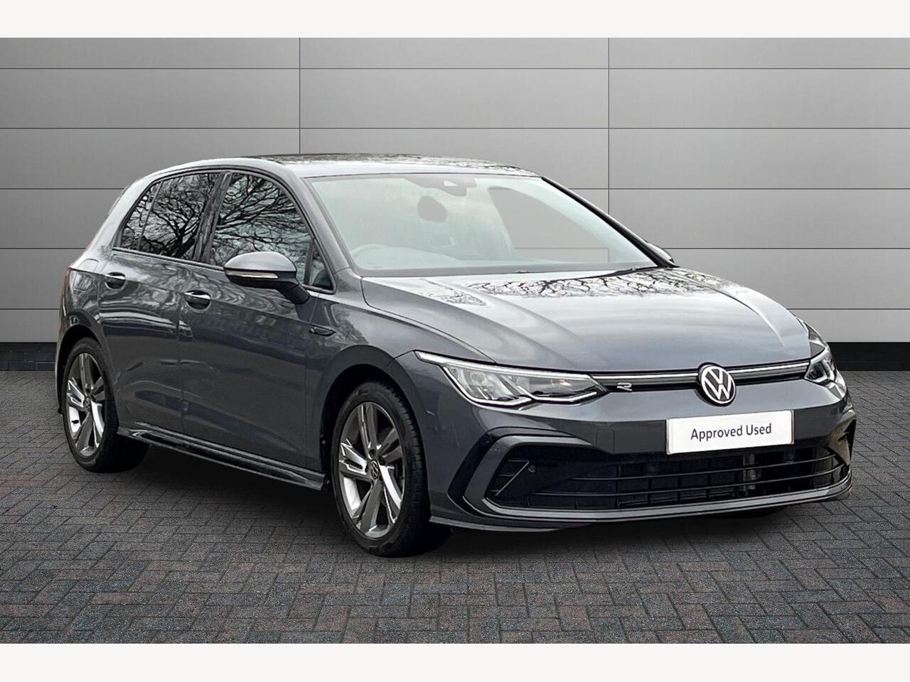 Main listing image - Volkswagen Golf