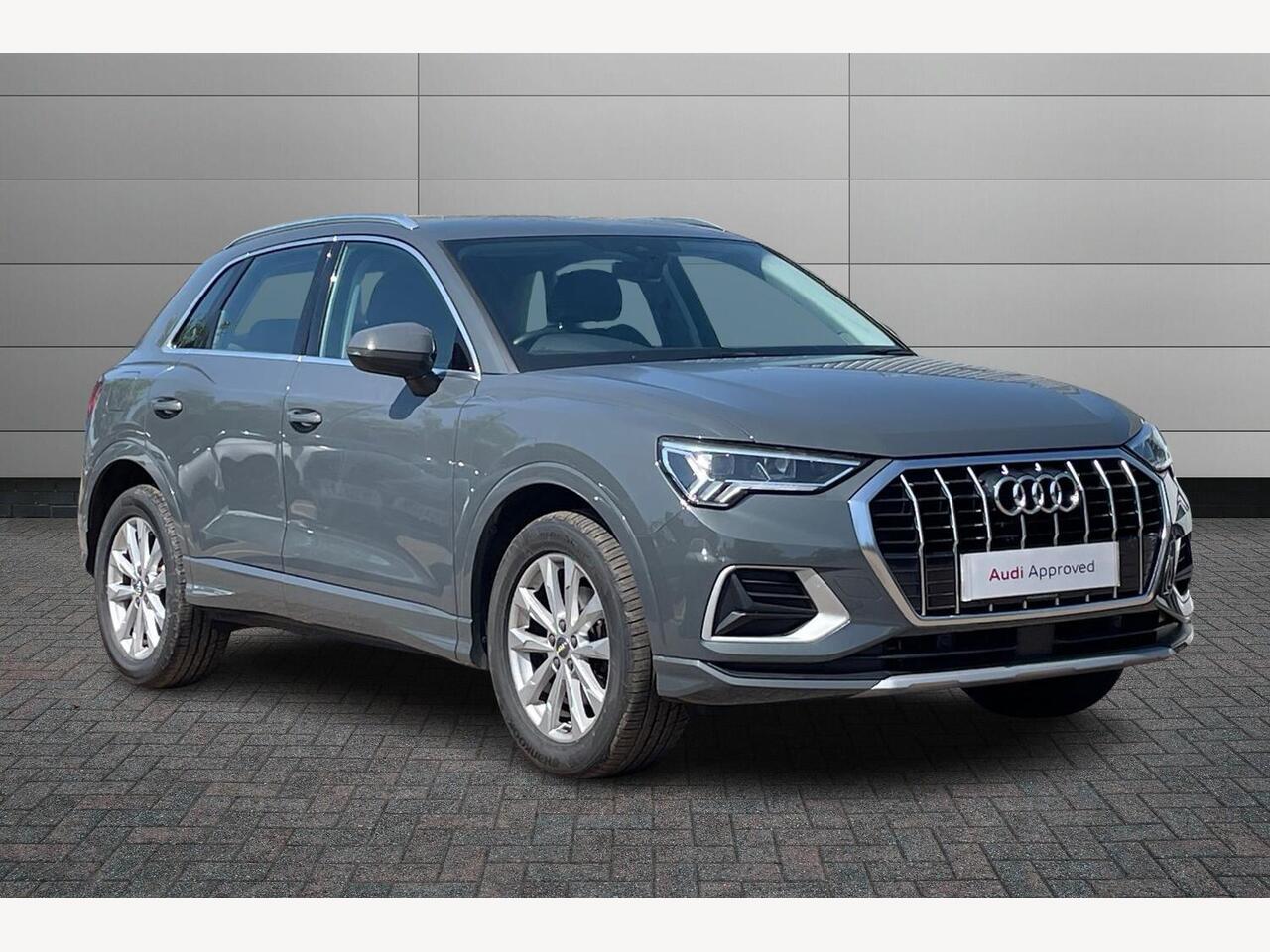 Main listing image - Audi Q3