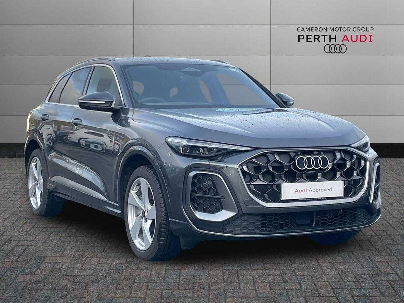 Main listing image - Audi Q5