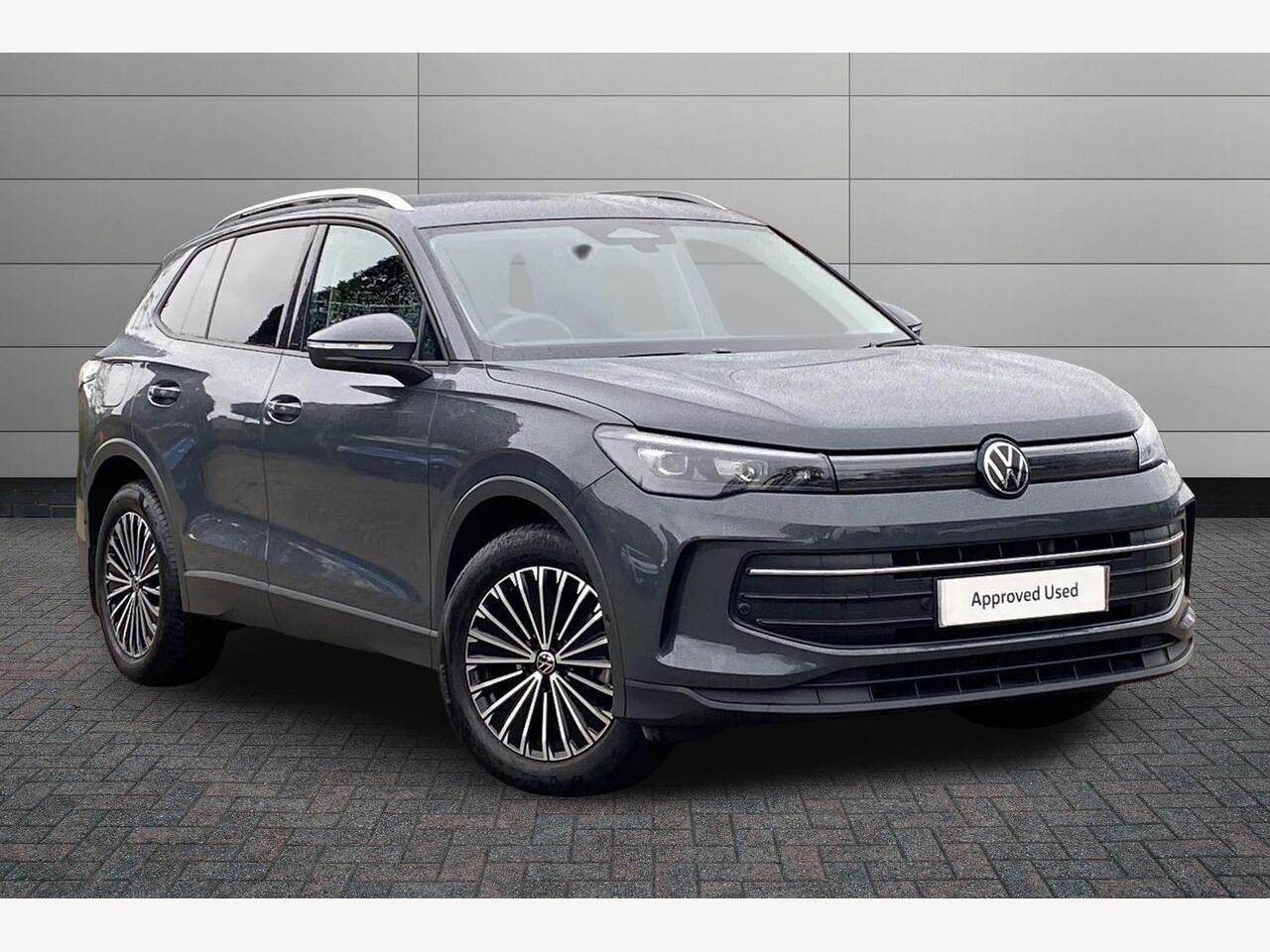 Main listing image - Volkswagen Tiguan