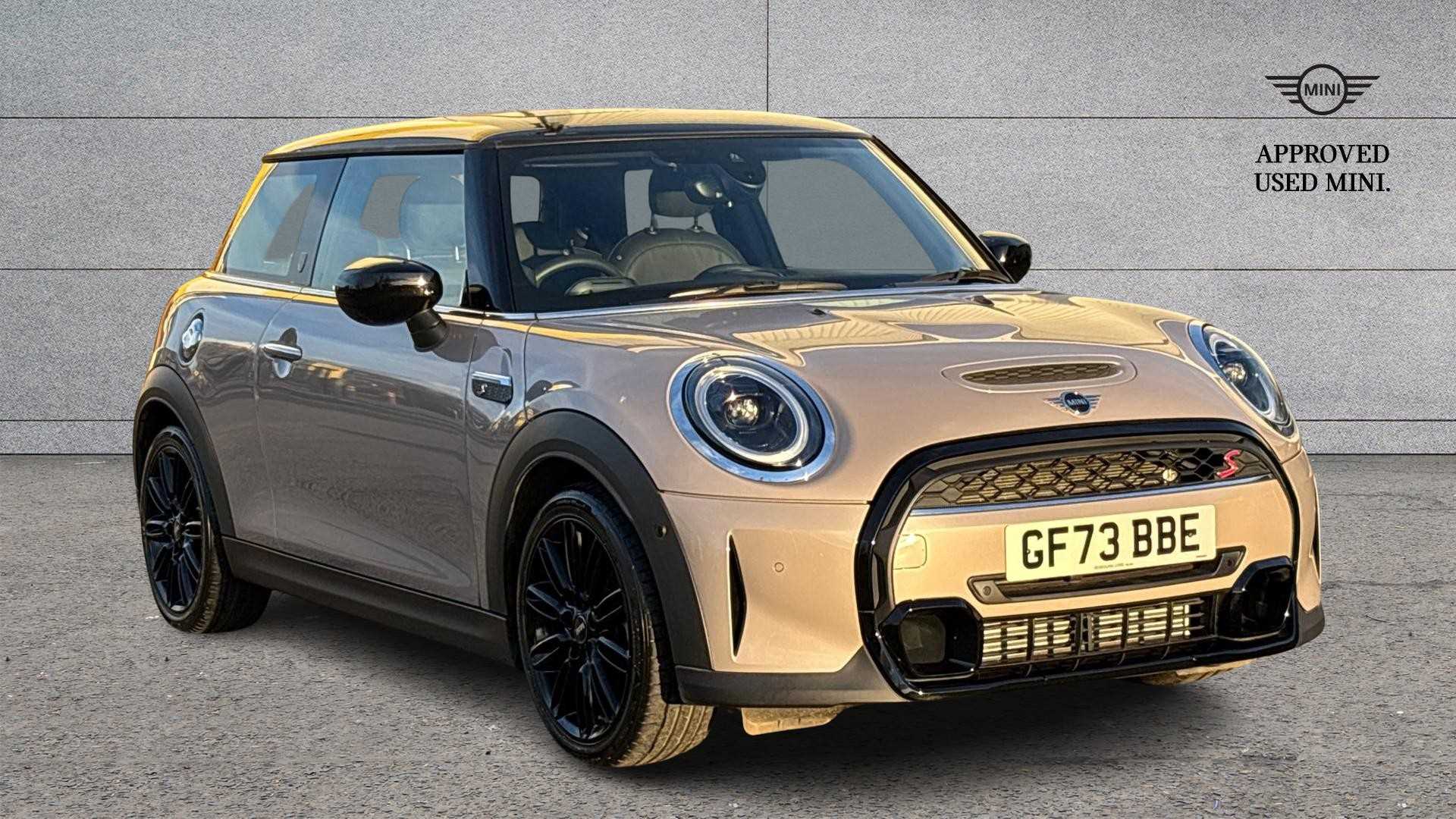 Main listing image - MINI Hatchback