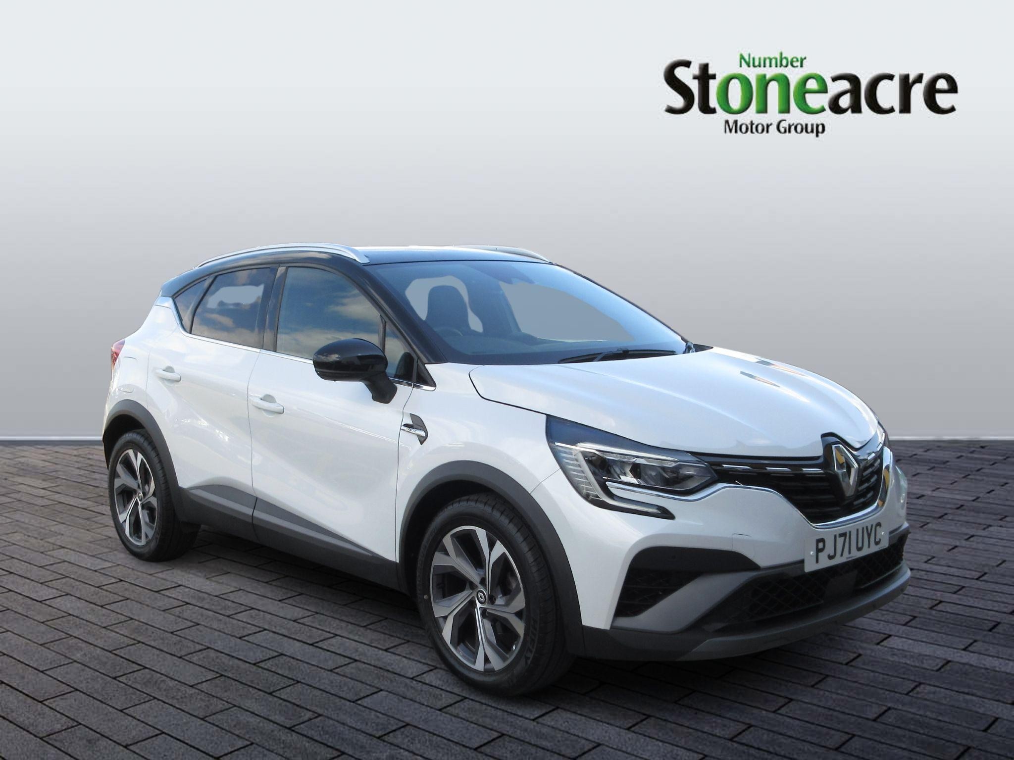 Main listing image - Renault Captur