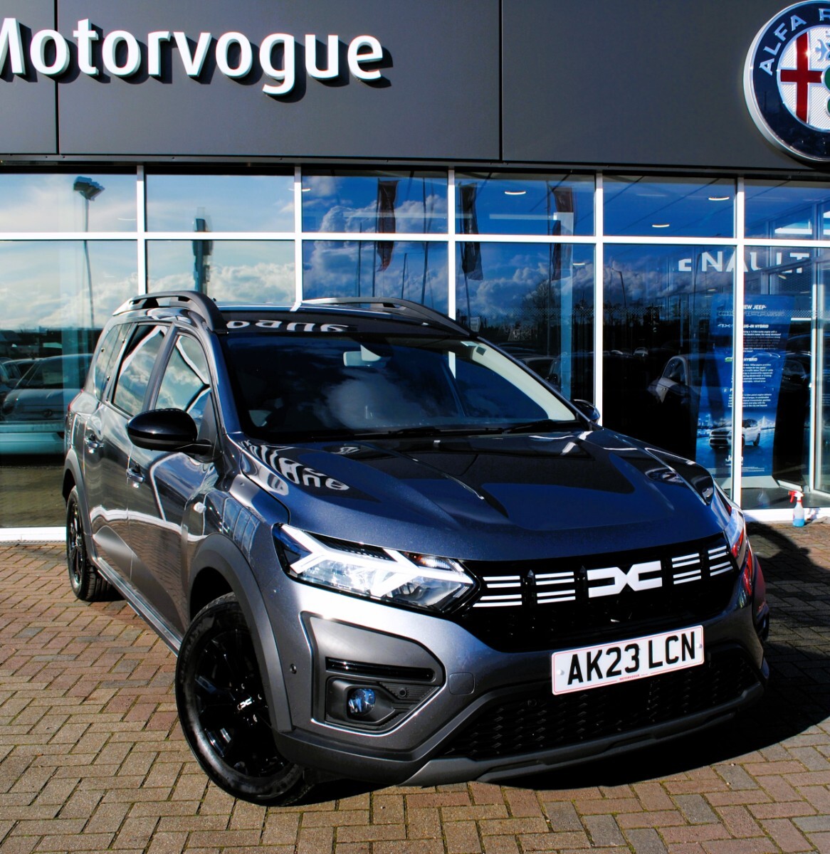 Main listing image - Dacia Jogger