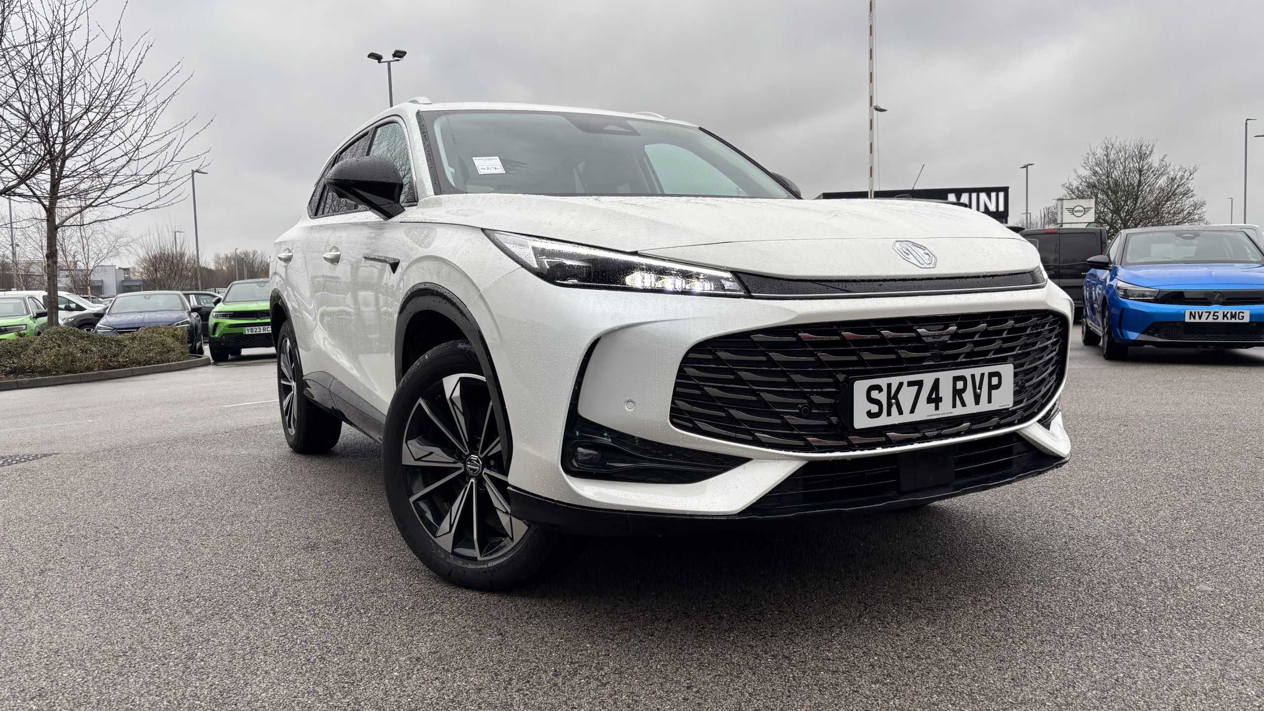 Main listing image - MG HS