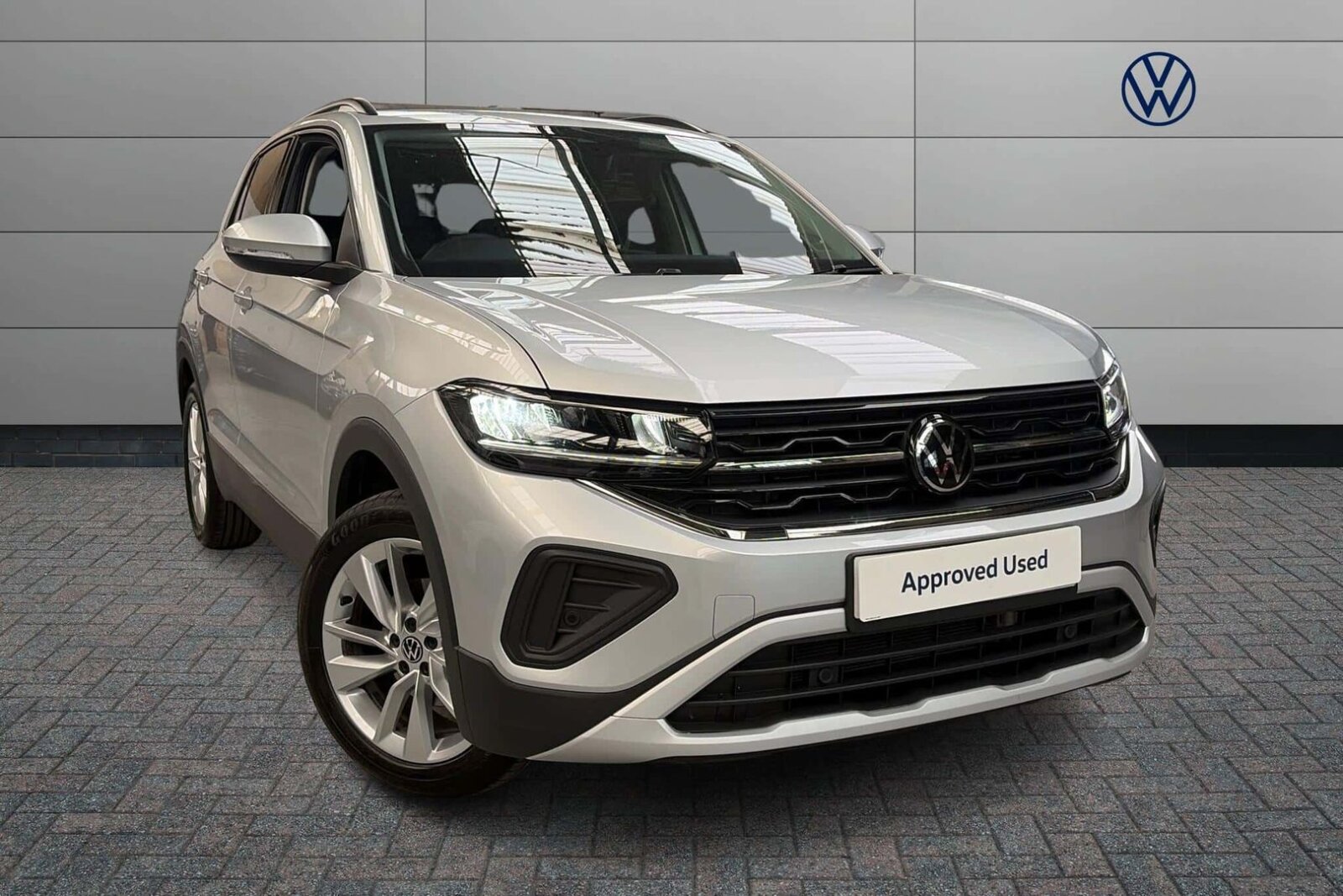 Main listing image - Volkswagen T-Cross