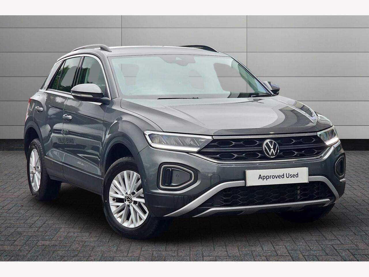 Main listing image - Volkswagen T-Roc