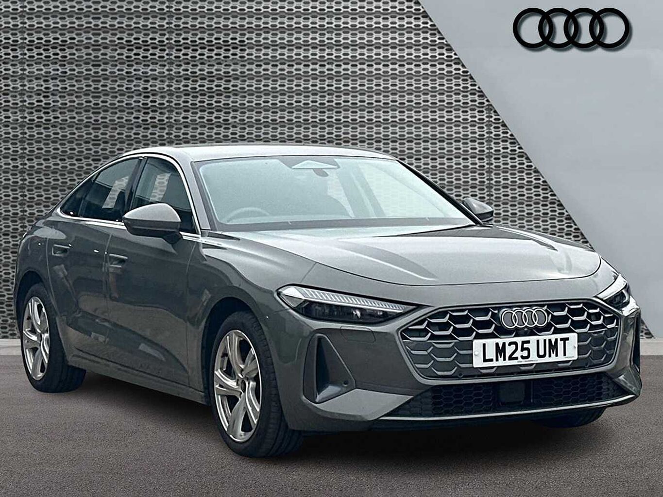 Main listing image - Audi A5