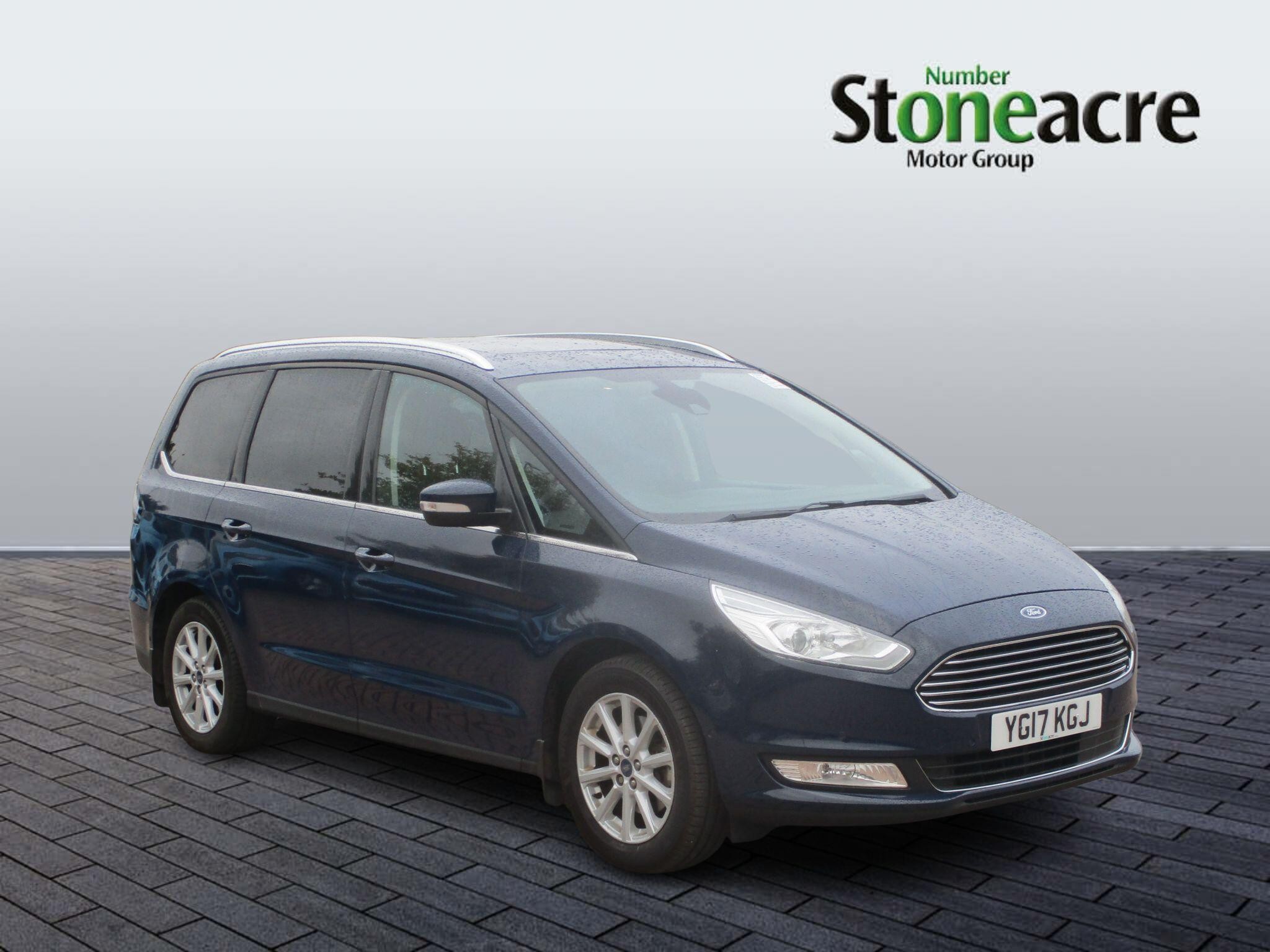 Main listing image - Ford Galaxy
