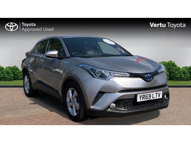 Main listing image - Toyota C-HR
