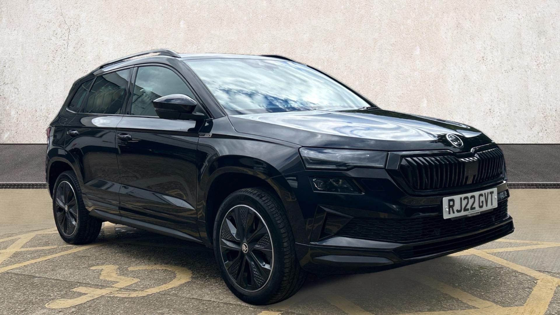 Main listing image - Skoda Karoq