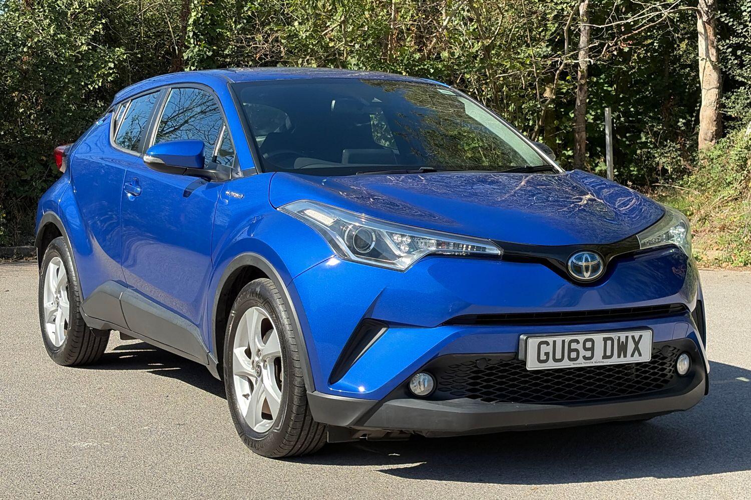 Main listing image - Toyota C-HR