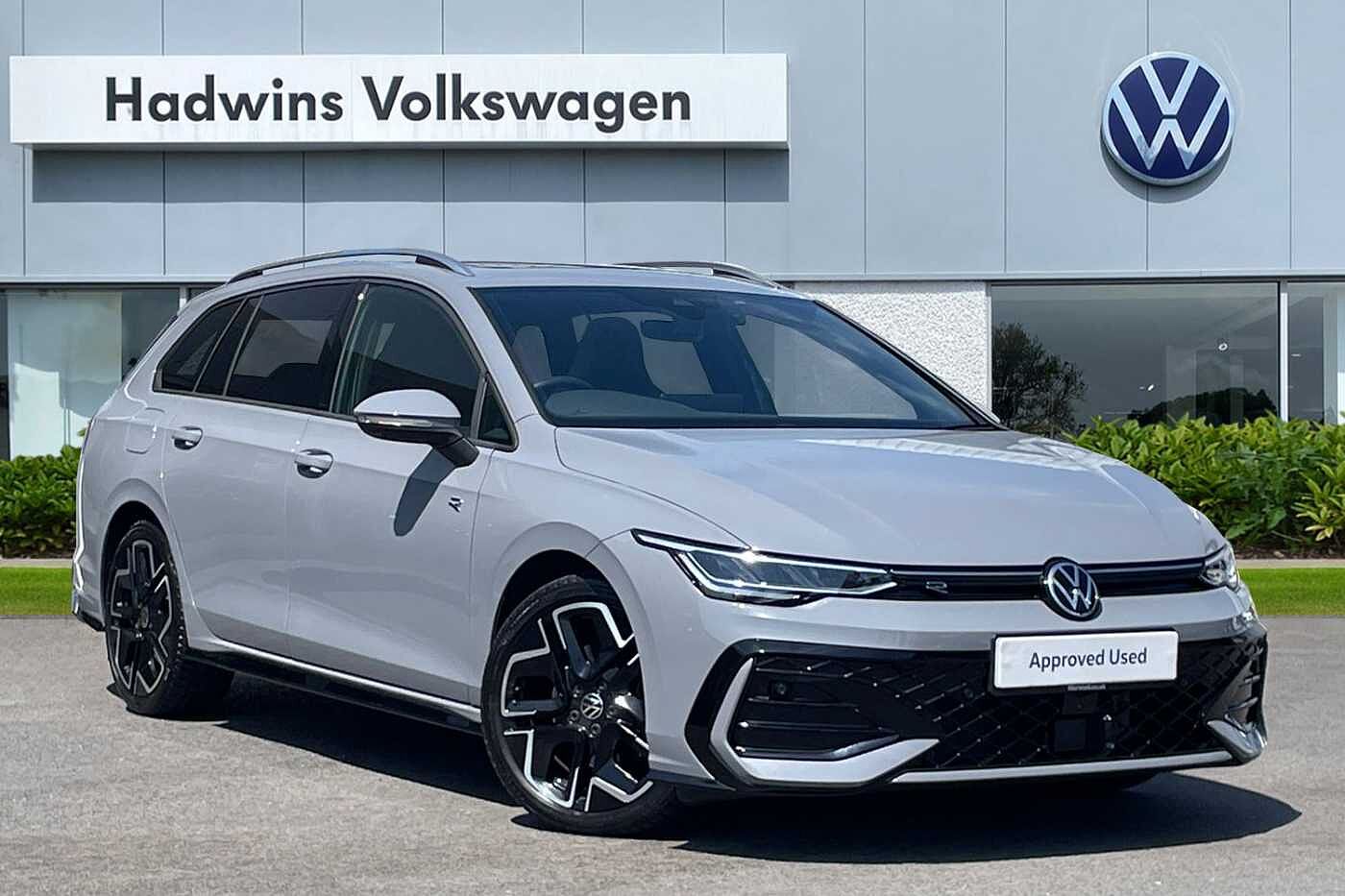 Main listing image - Volkswagen Golf Estate