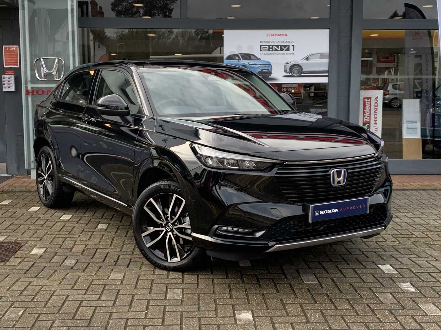 Main listing image - Honda HR-V