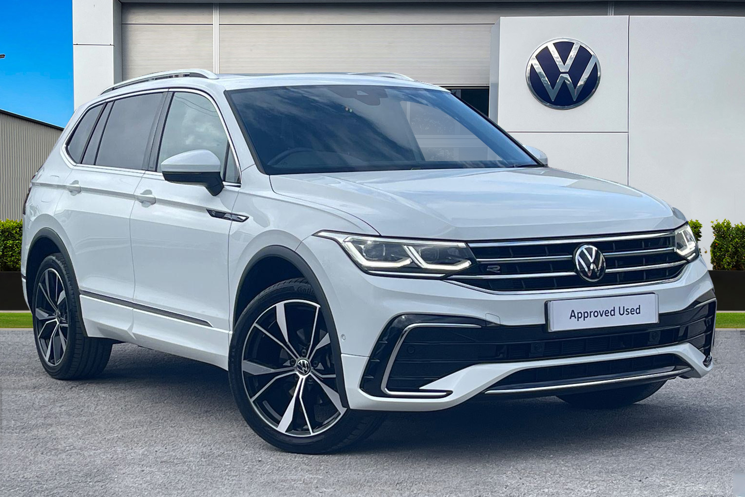 Main listing image - Volkswagen Tiguan Allspace