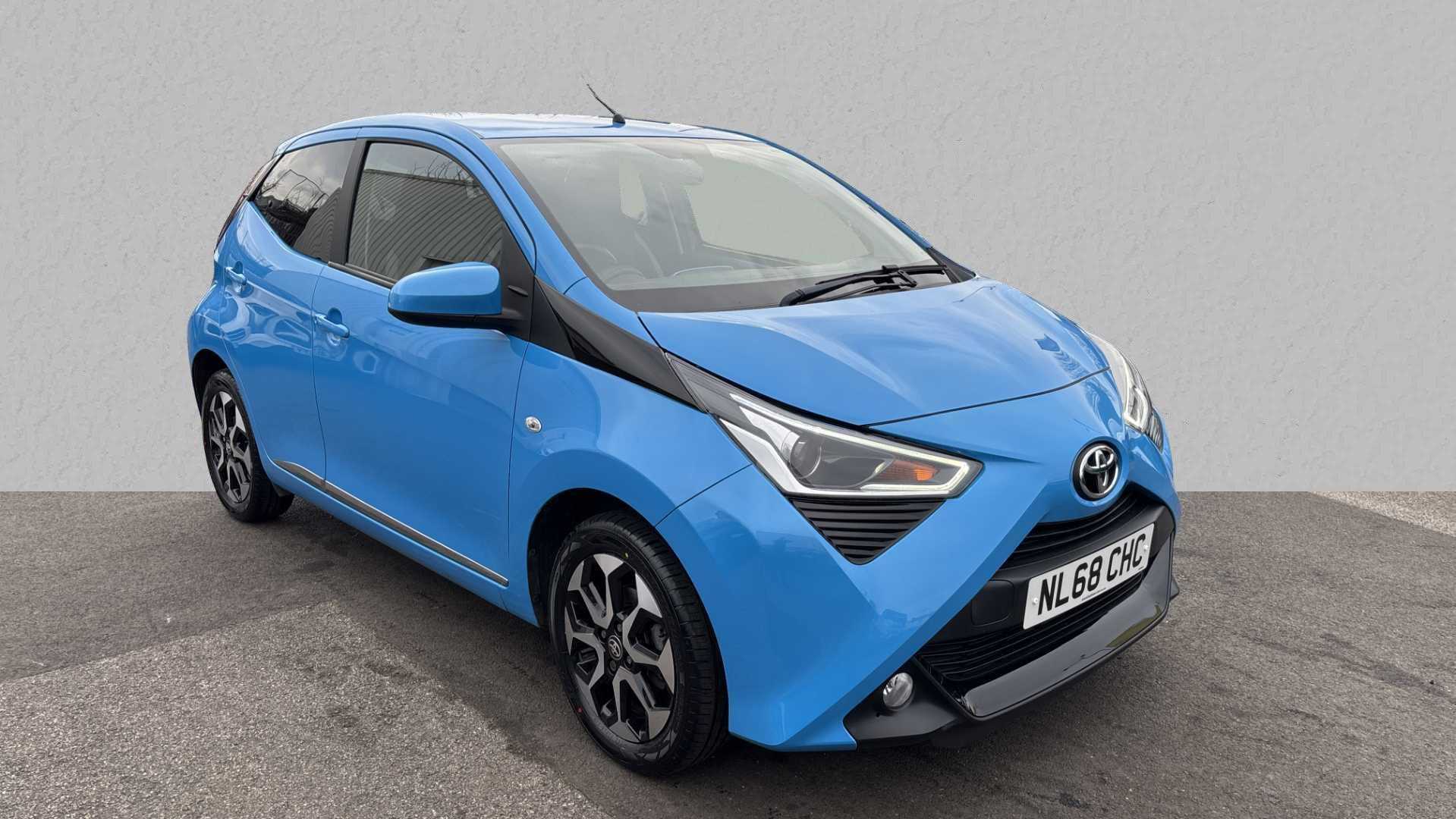 Main listing image - Toyota Aygo