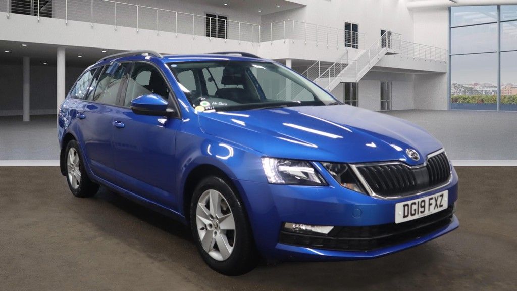 Main listing image - Skoda Octavia Estate