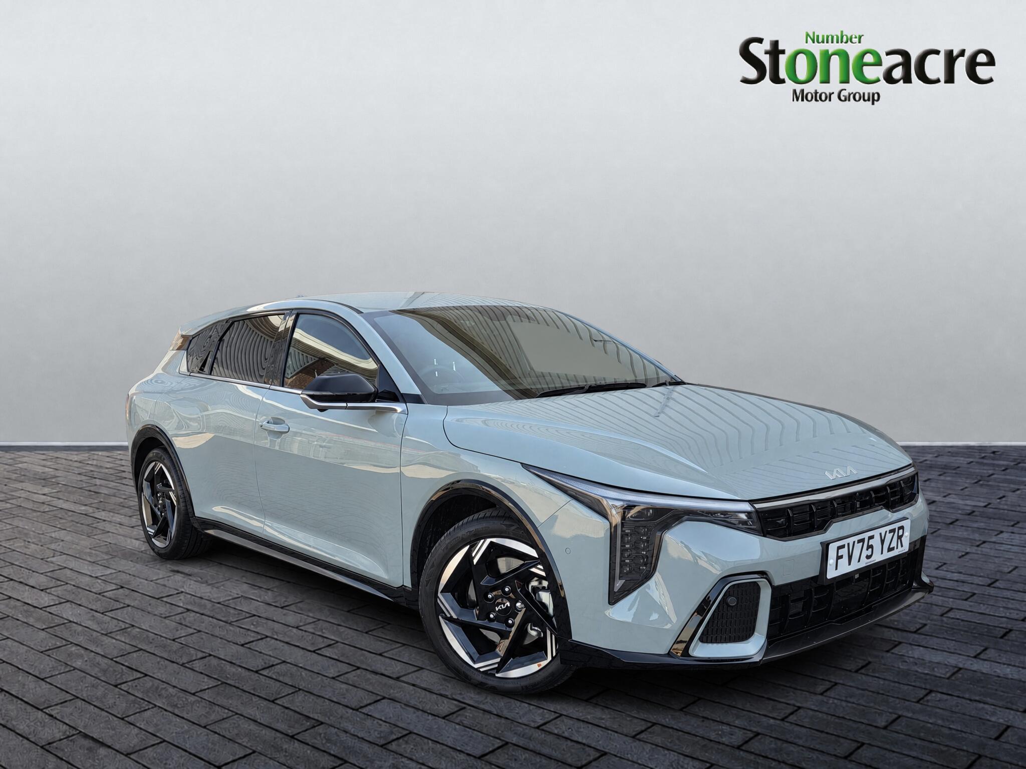 Main listing image - Kia K4
