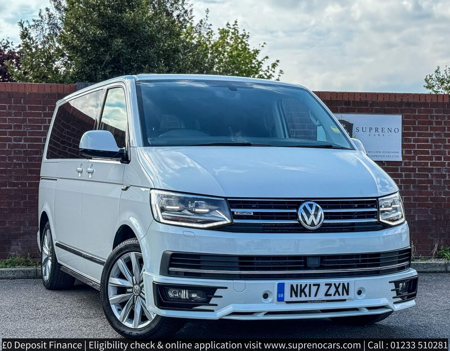 Main listing image - Volkswagen Caravelle