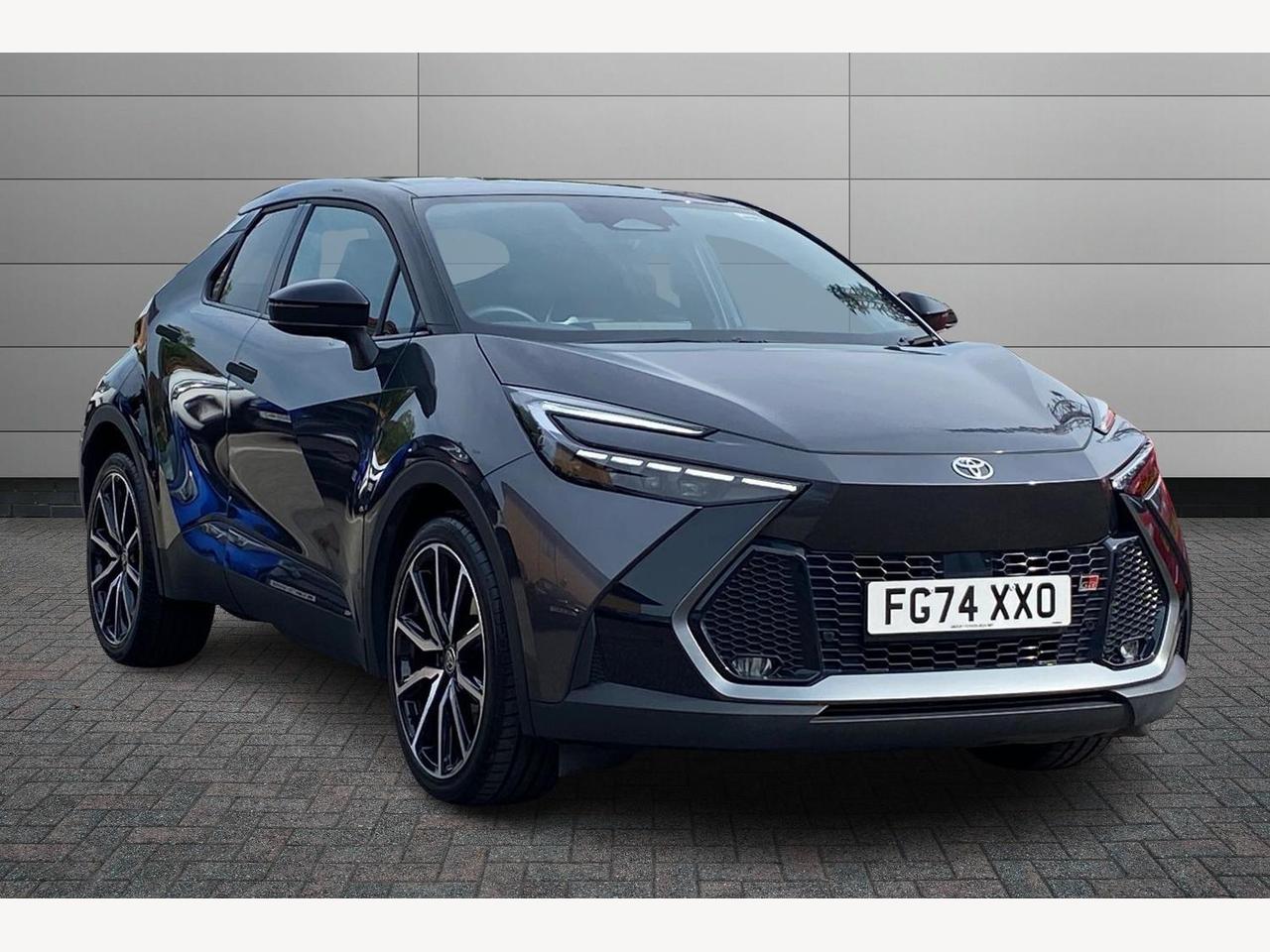 Main listing image - Toyota C-HR