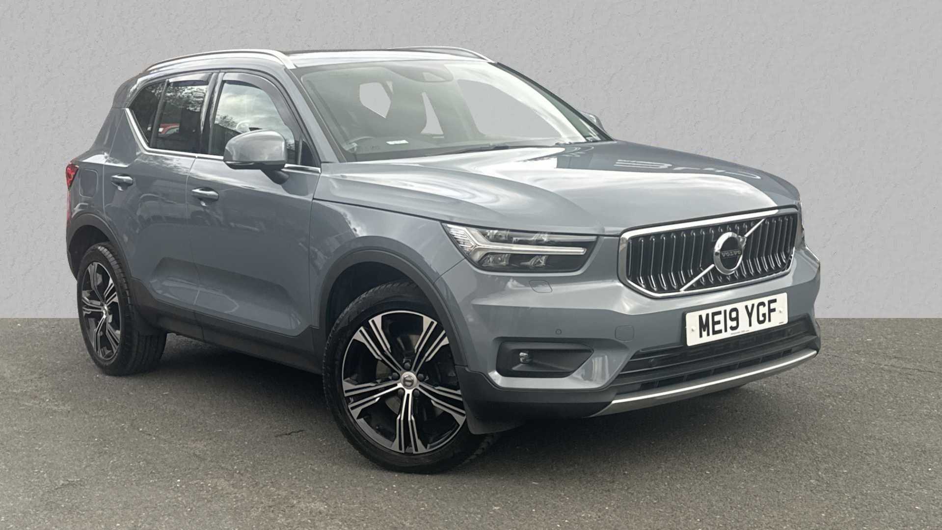 Main listing image - Volvo XC40