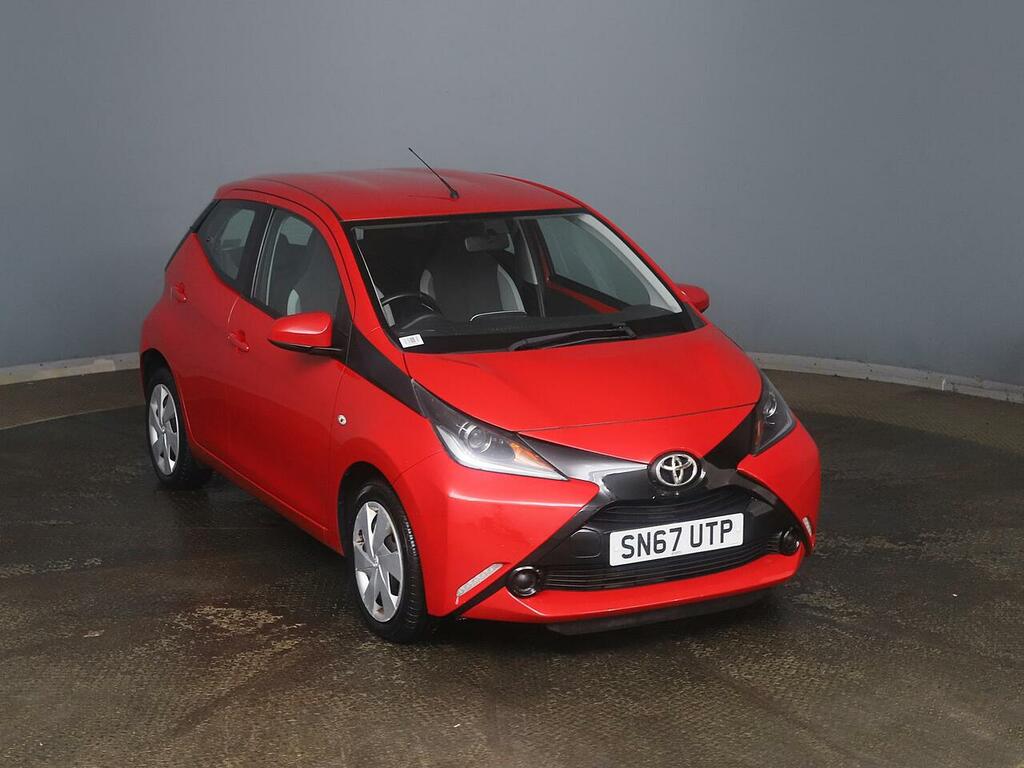 Main listing image - Toyota Aygo