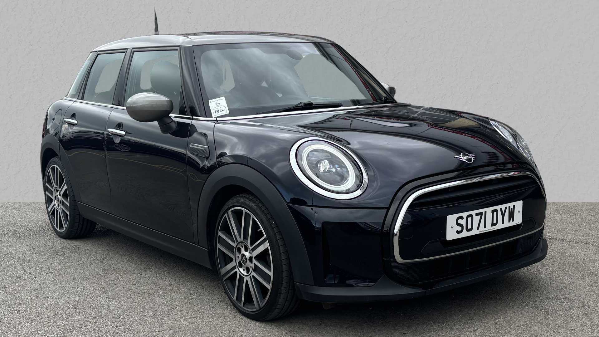 Main listing image - MINI Hatchback 5dr