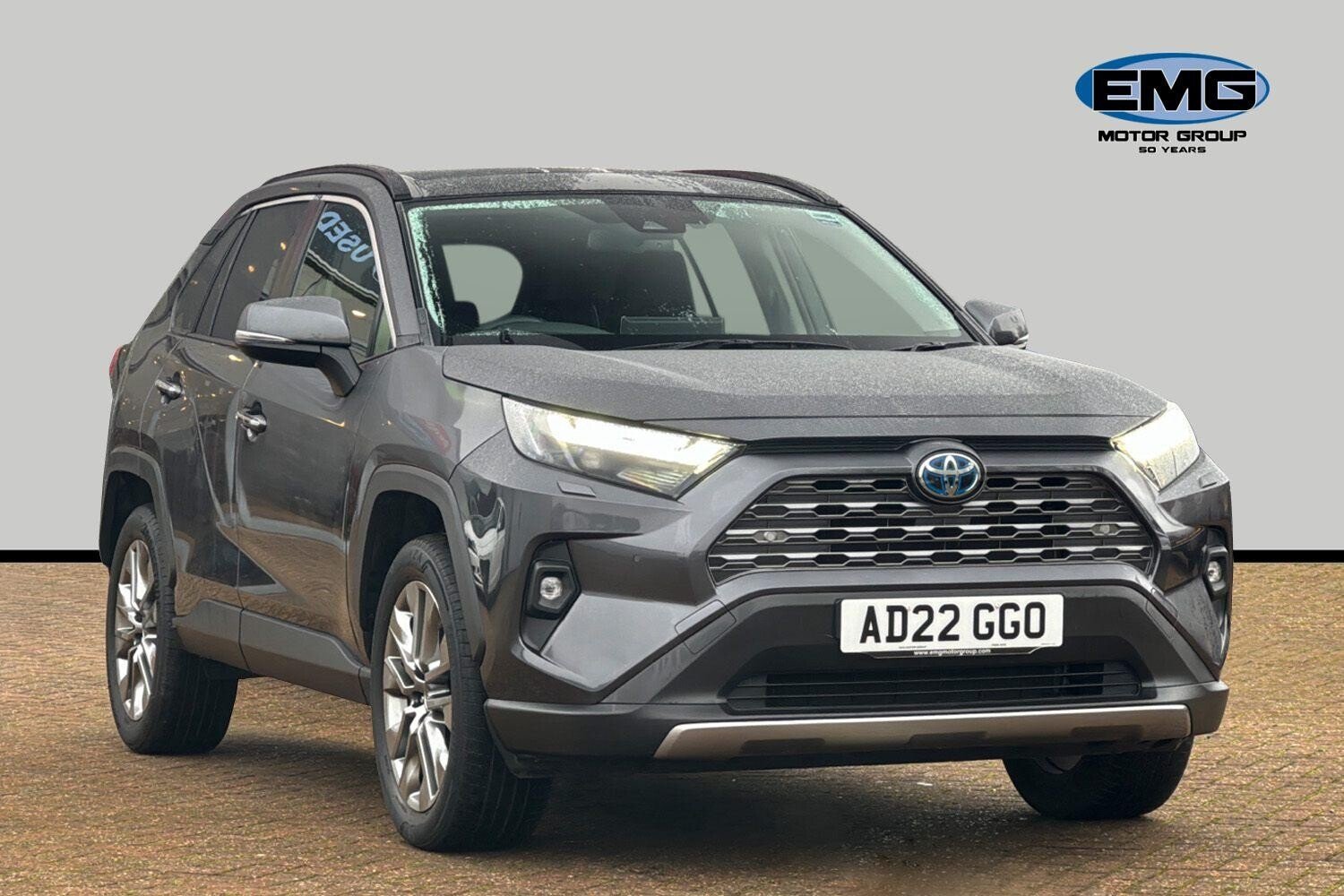 Main listing image - Toyota RAV4