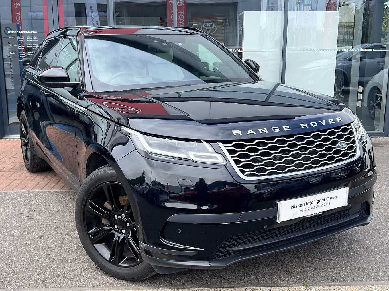Main listing image - Land Rover Range Rover Velar