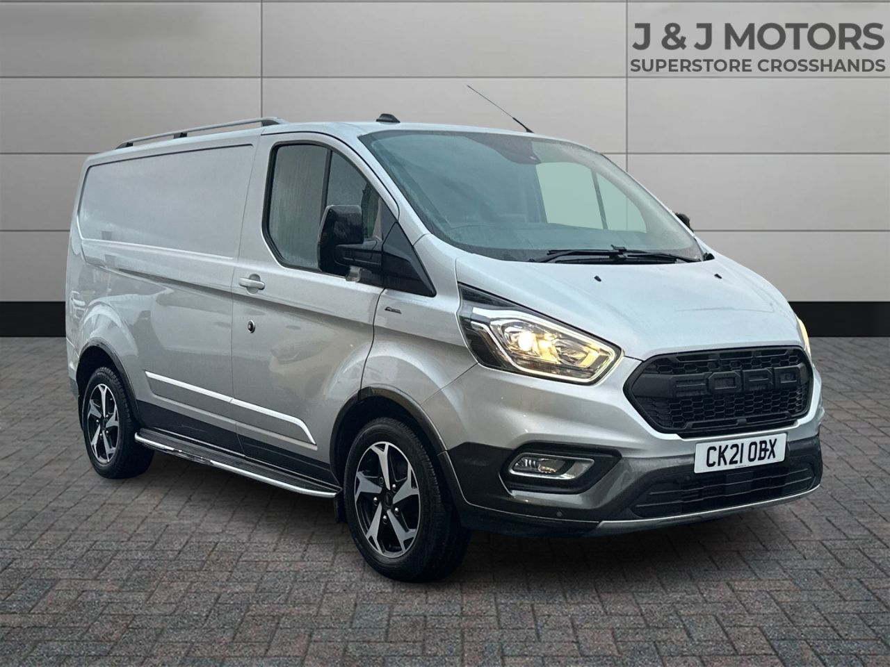 Main listing image - Ford Transit Custom