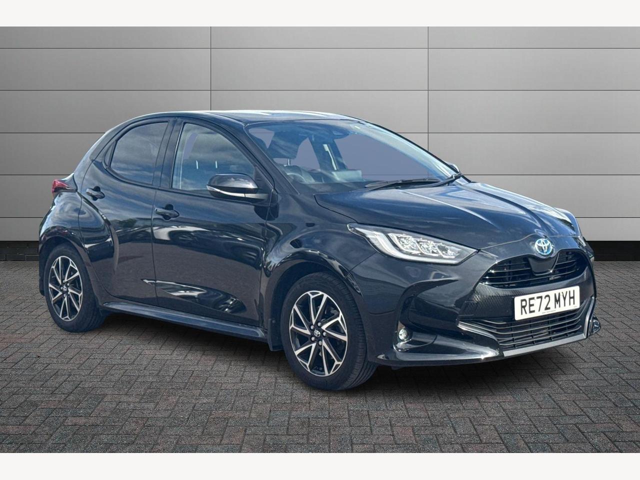Main listing image - Toyota Yaris