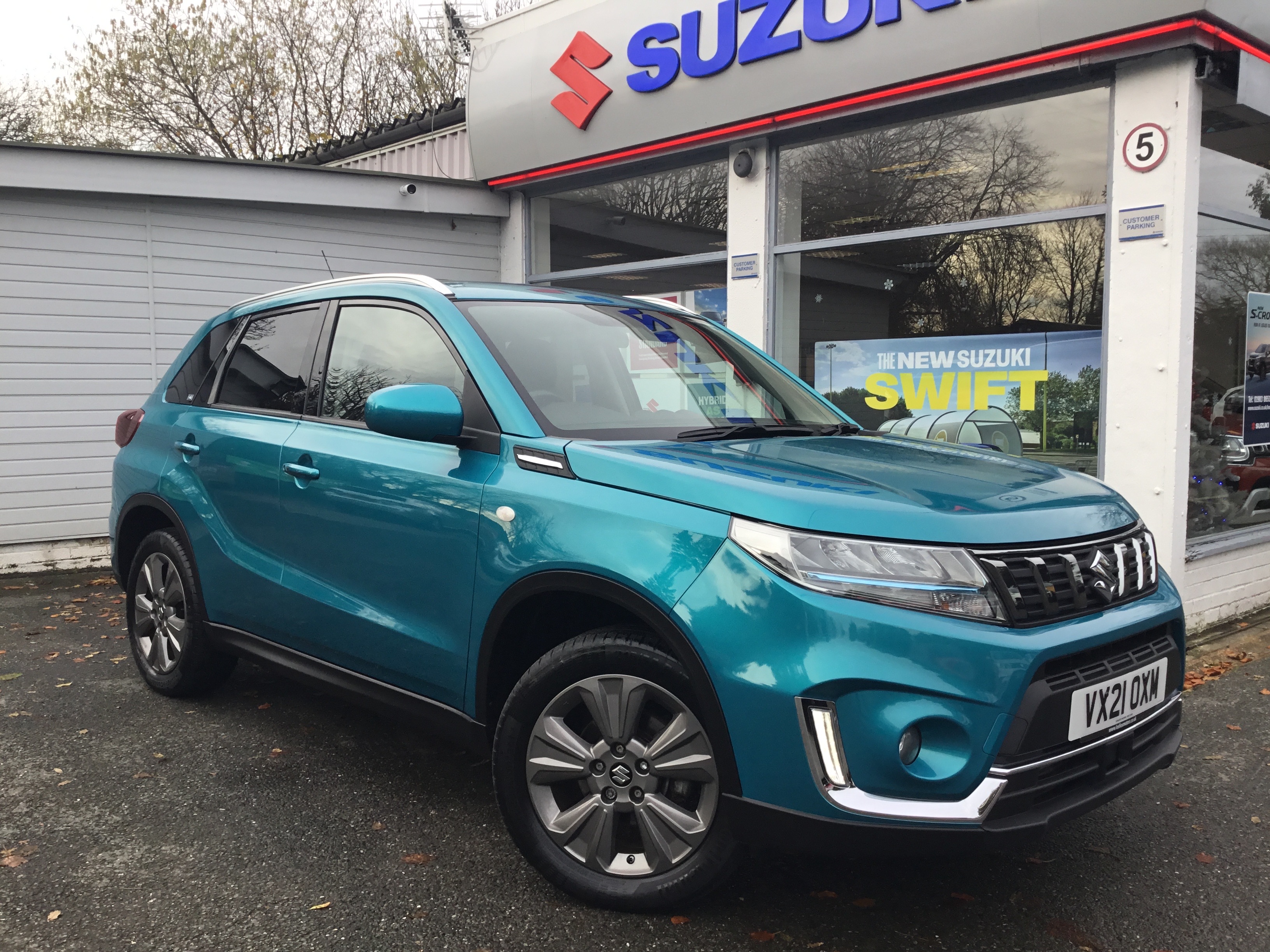 Main listing image - Suzuki Vitara