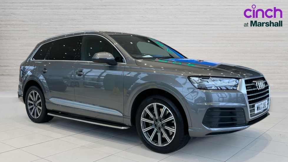 Main listing image - Audi Q7