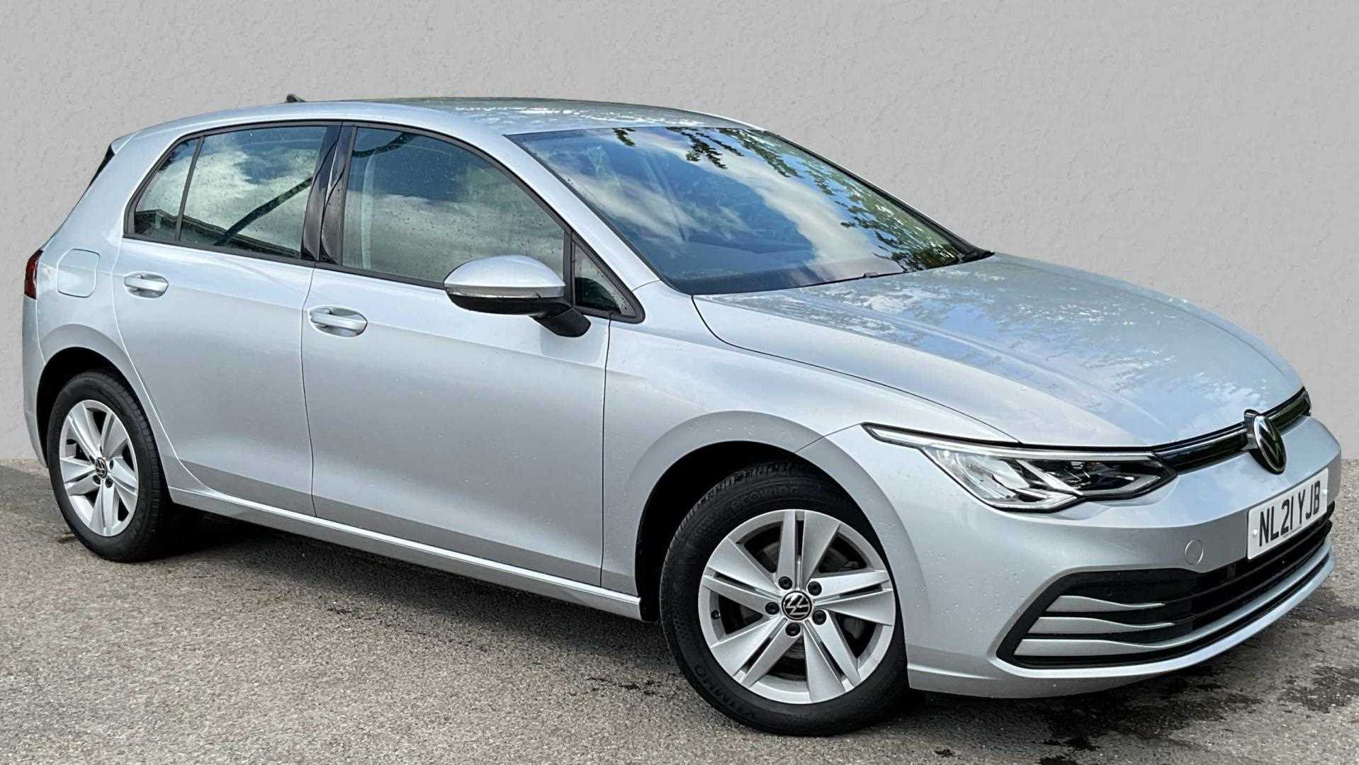 Main listing image - Volkswagen Golf