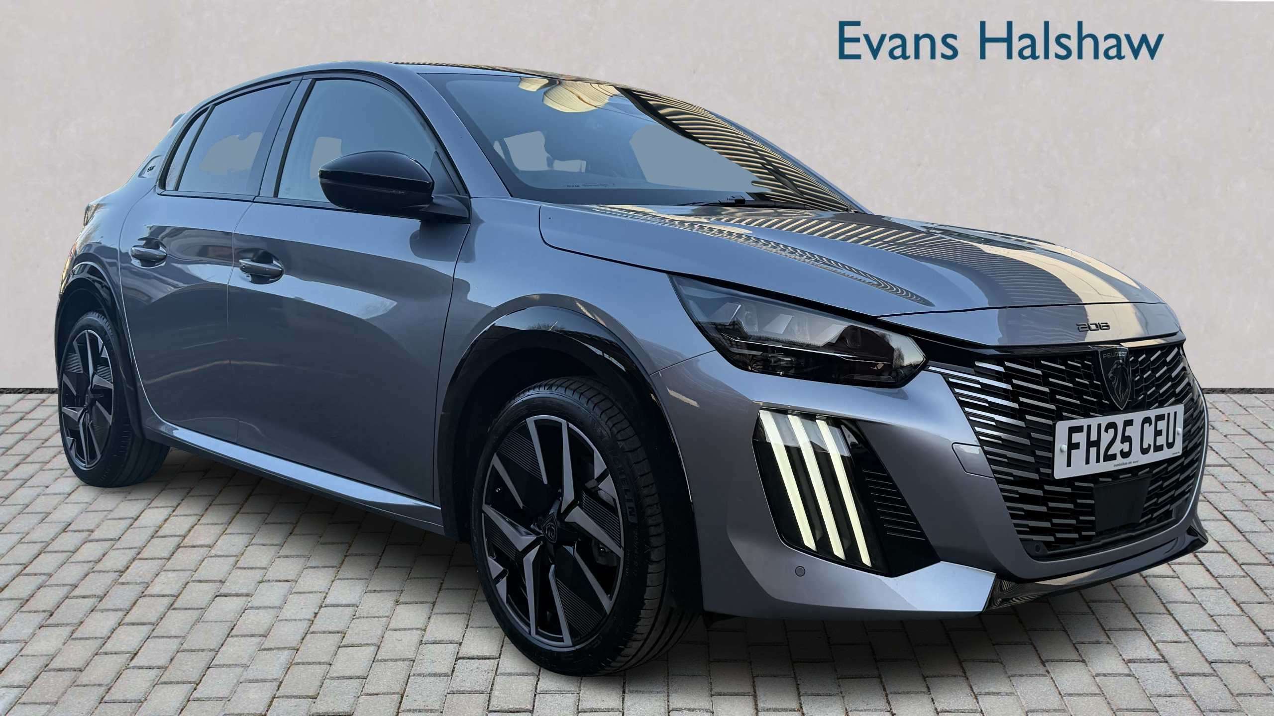 Main listing image - Peugeot 208