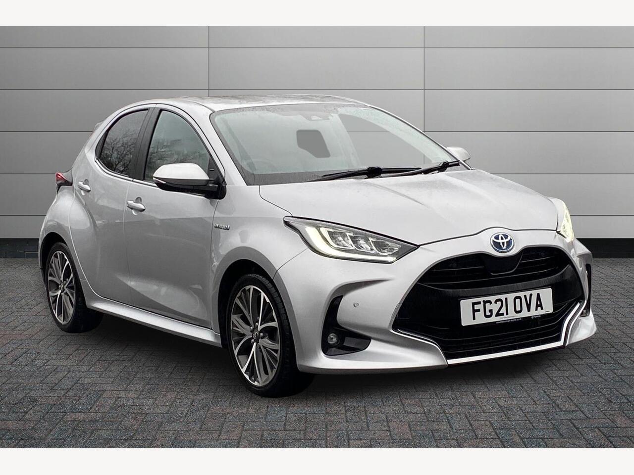 Main listing image - Toyota Yaris