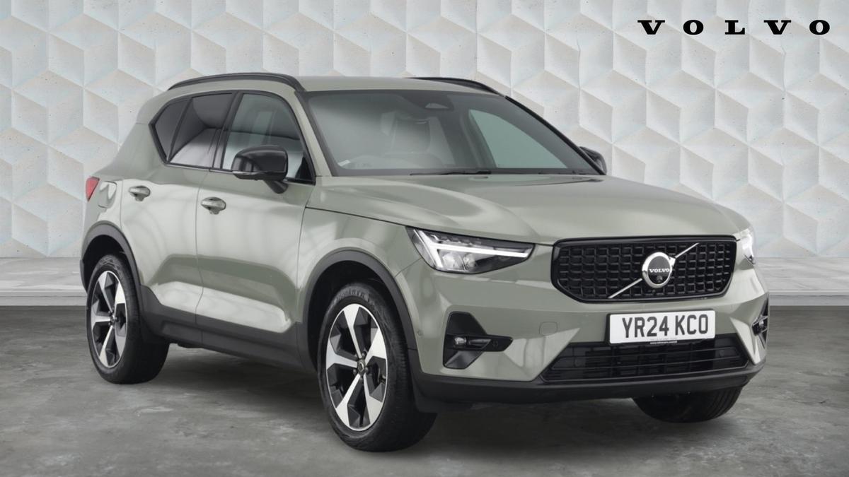 Main listing image - Volvo XC40