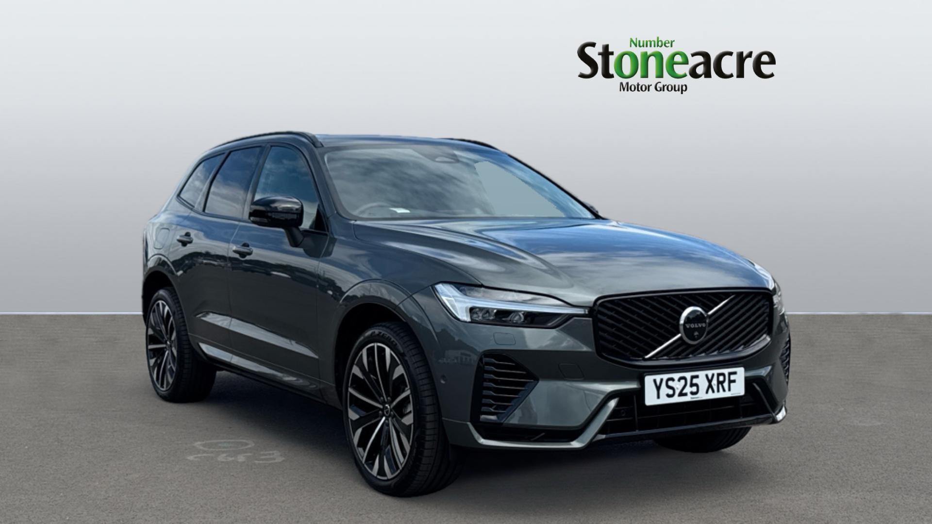 Main listing image - Volvo XC60