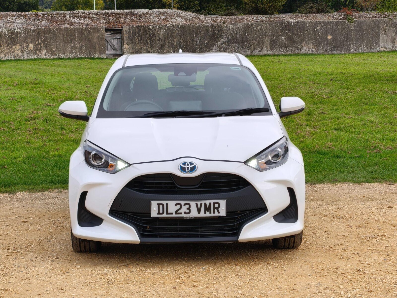 Main listing image - Toyota Yaris