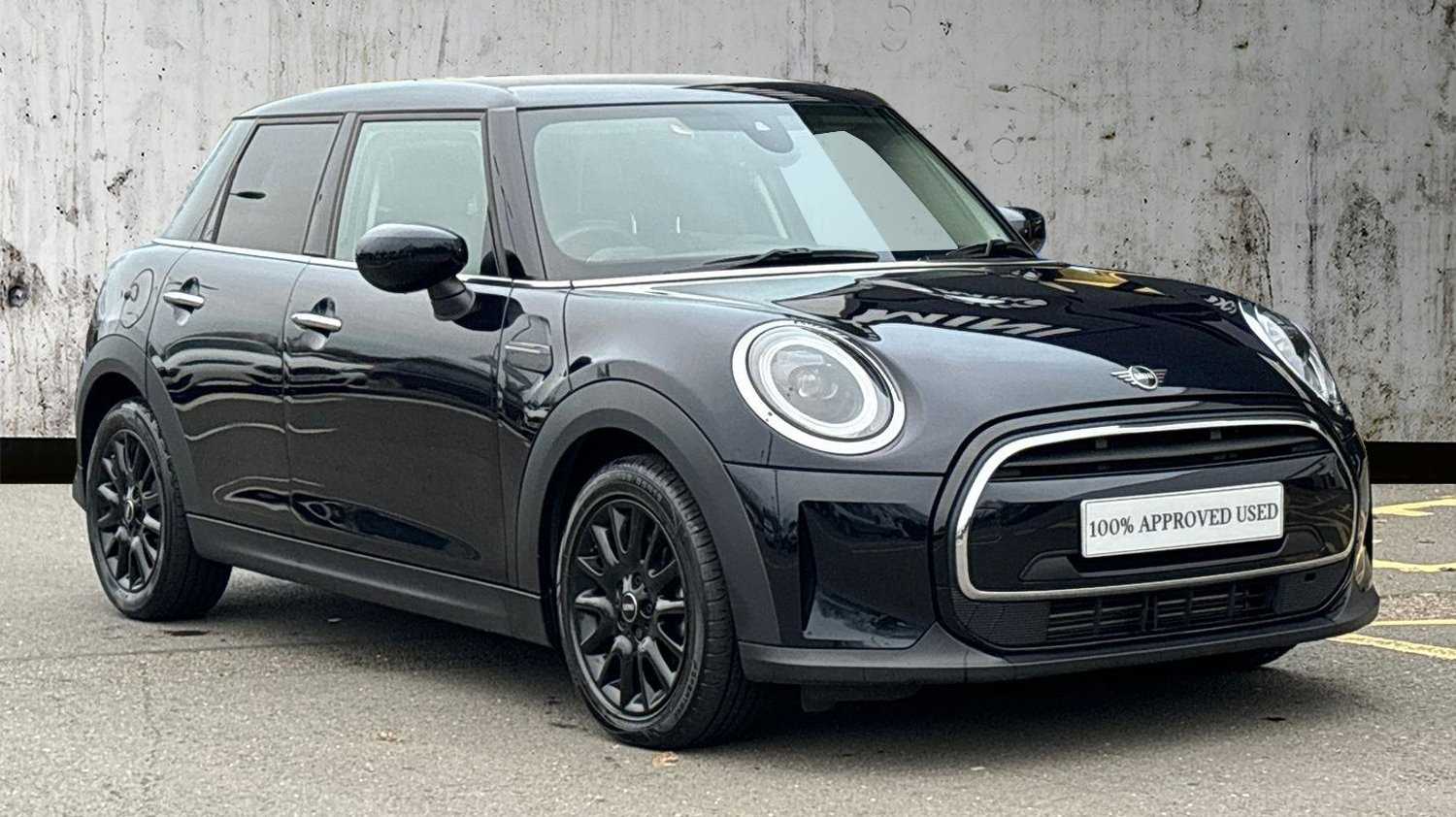 Main listing image - MINI Hatchback 5dr