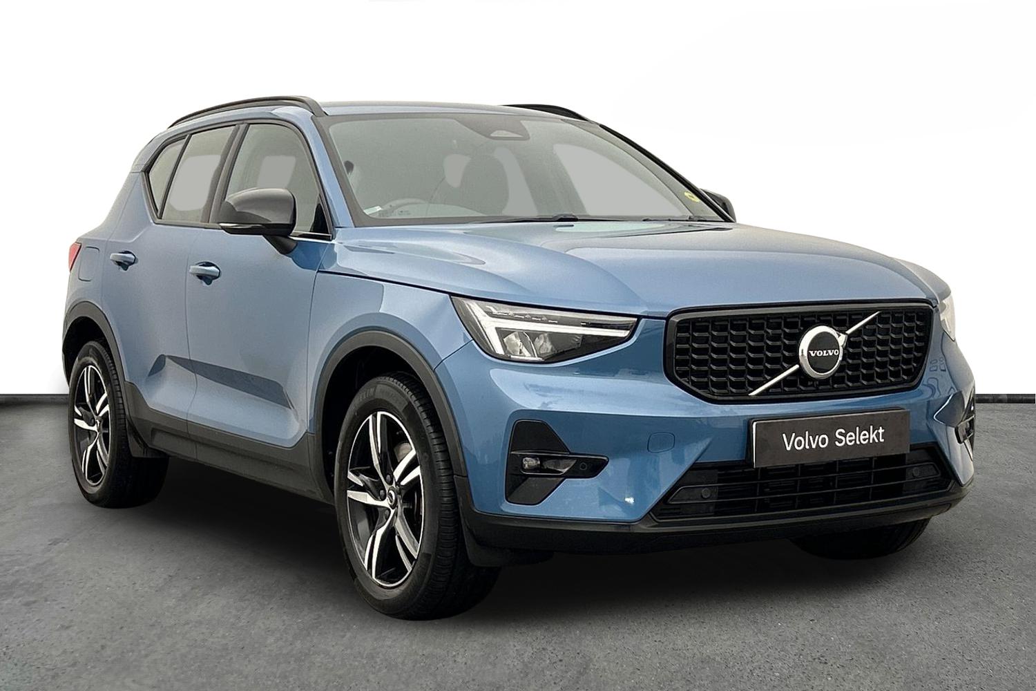 Main listing image - Volvo XC40