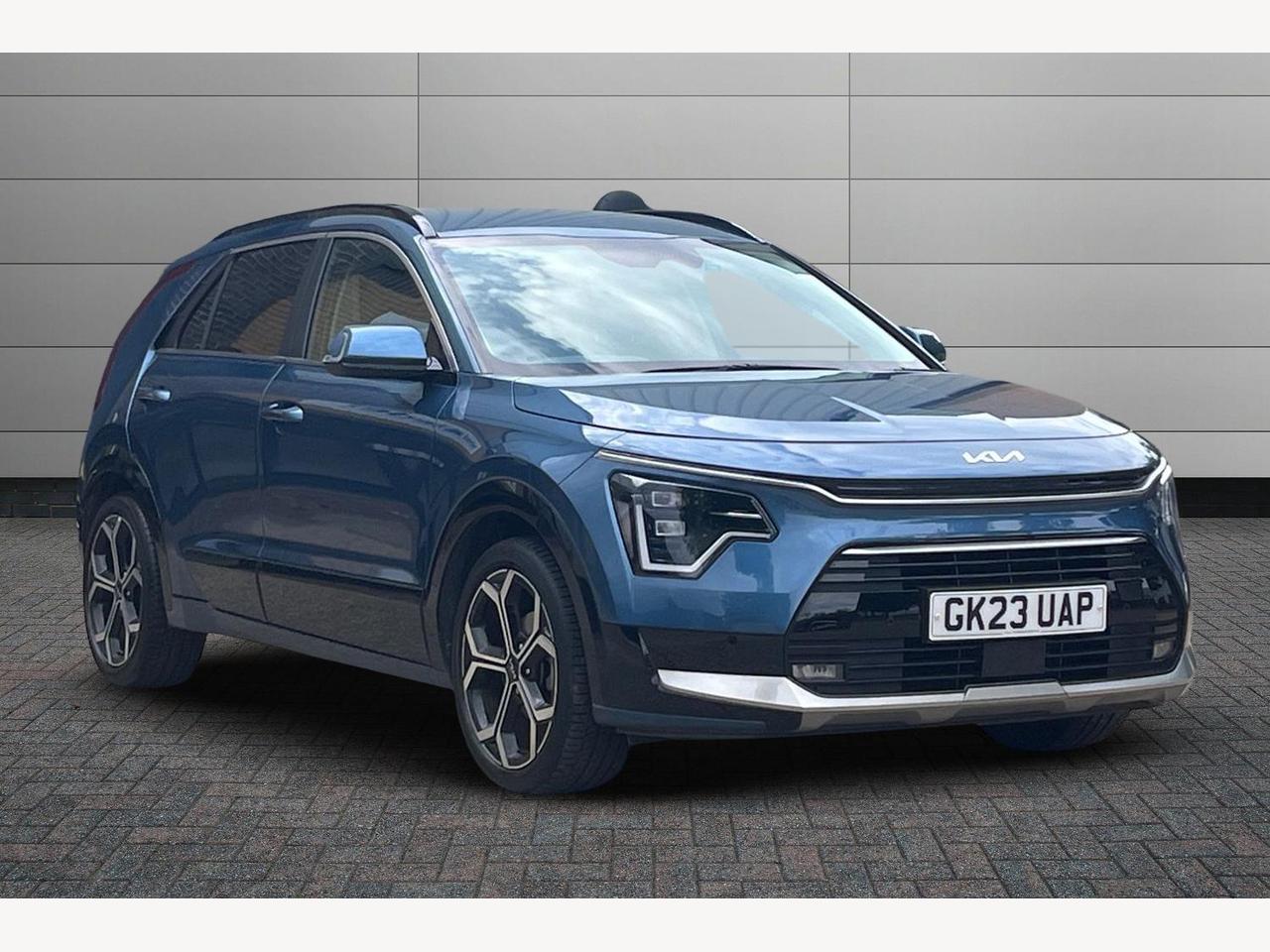 Main listing image - Kia Niro