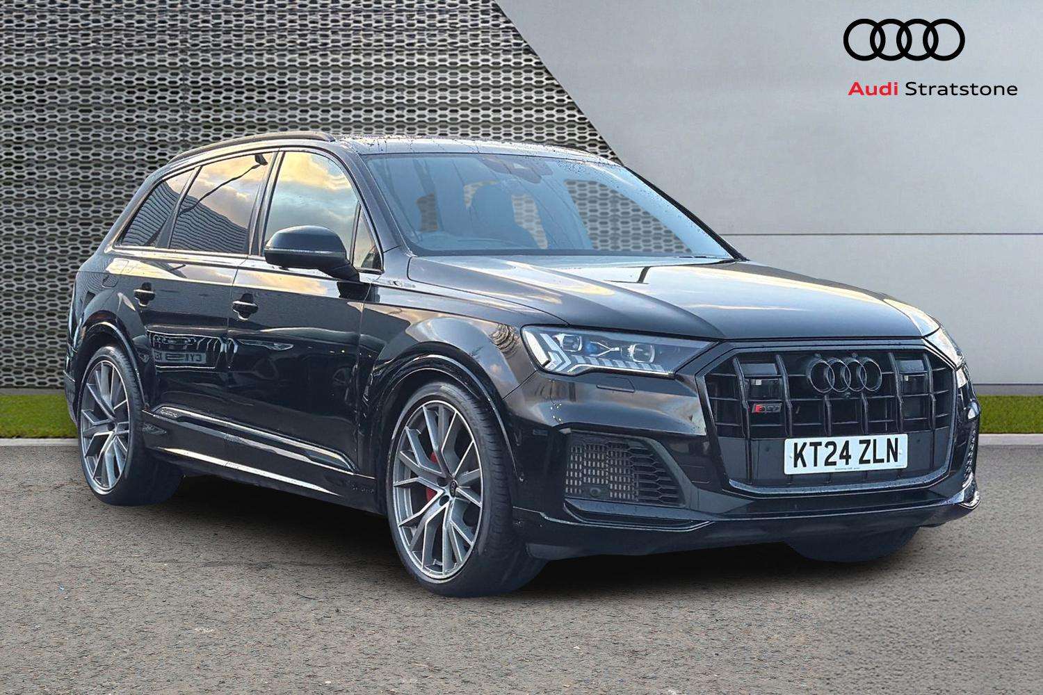 Main listing image - Audi SQ7