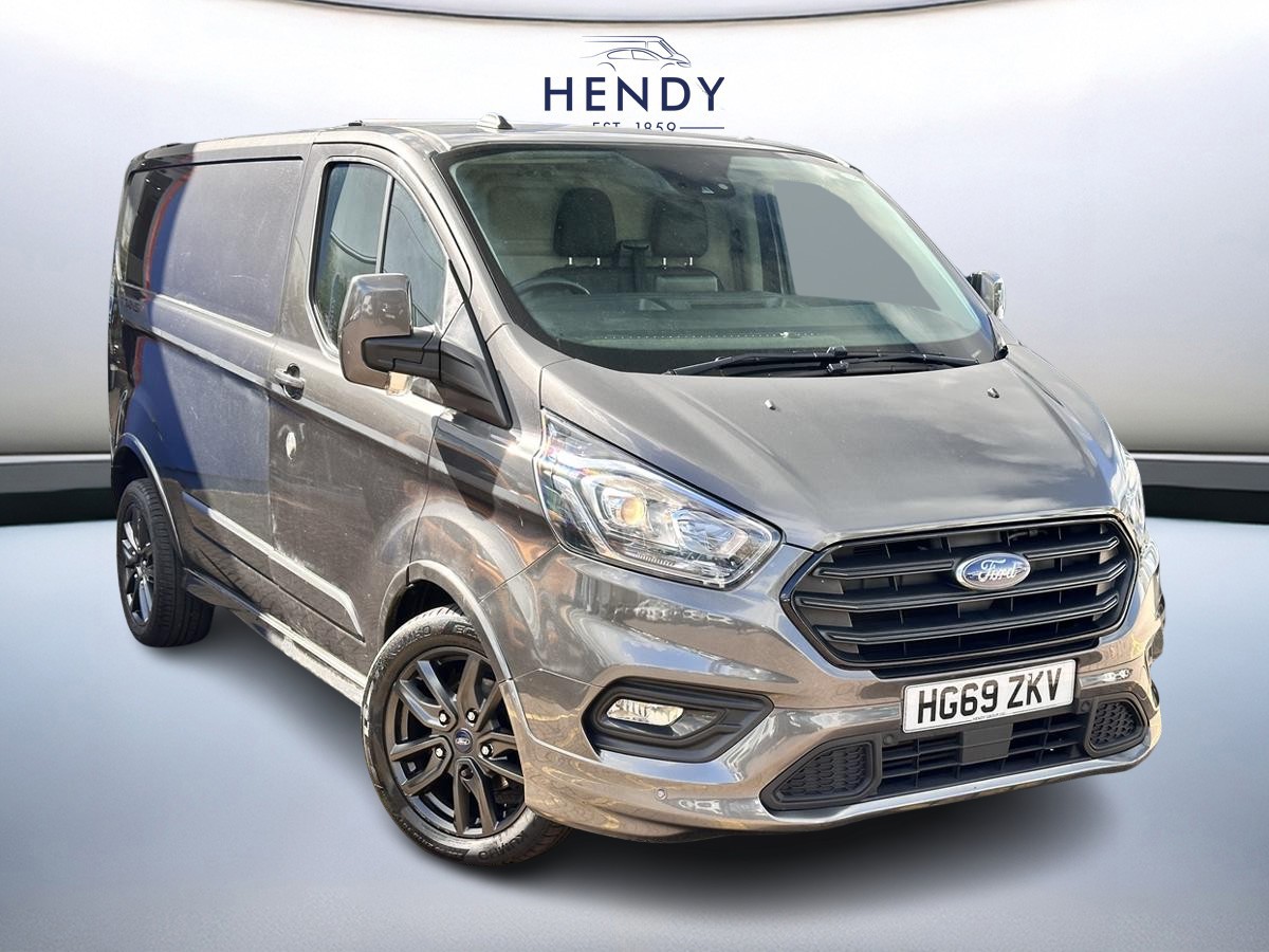 Main listing image - Ford Transit Custom